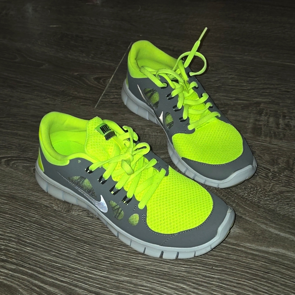 New Nike Sneakers.